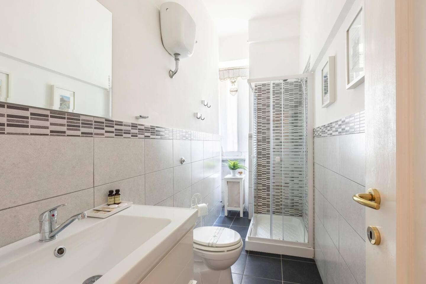 Apartamento Florje House Roma Exterior foto